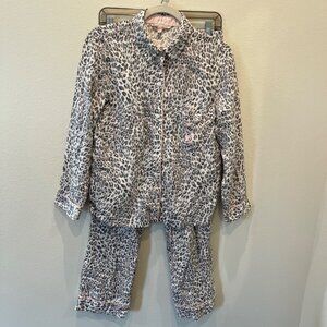 Victoria Secret Animal Print Pink/Gray 2pc PJ Set Top/Pants Size Small Comfort